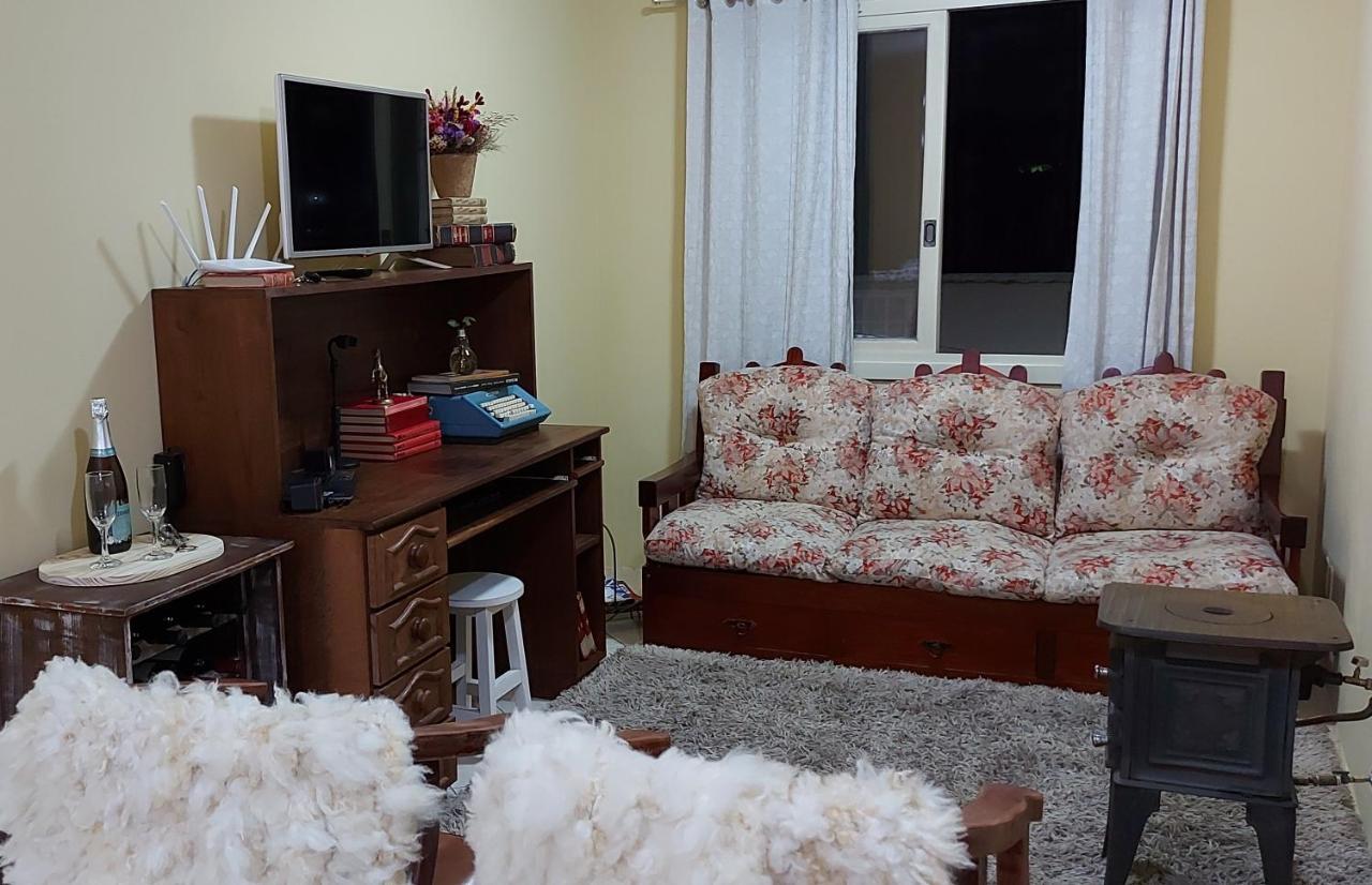 Flat Requintado E Muito Aconchegante! Apartman Canela Kültér fotó