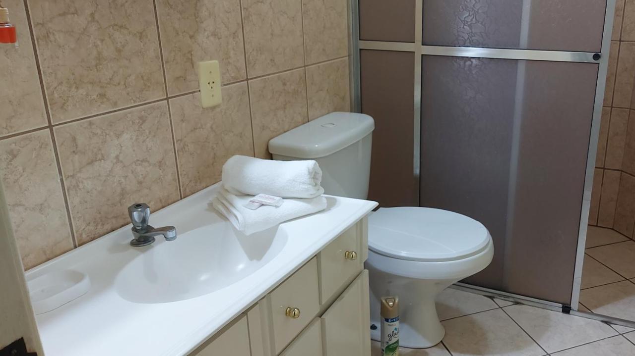 Flat Requintado E Muito Aconchegante! Apartman Canela Kültér fotó